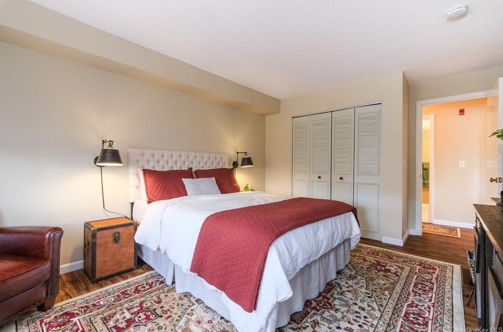 38 Bayberry Dr, Peekskill NY  10566-4859 exterior