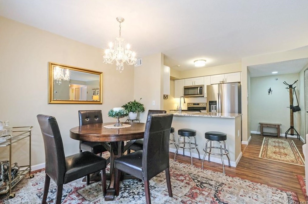 38 Bayberry Dr, Peekskill NY  10566-4859 exterior