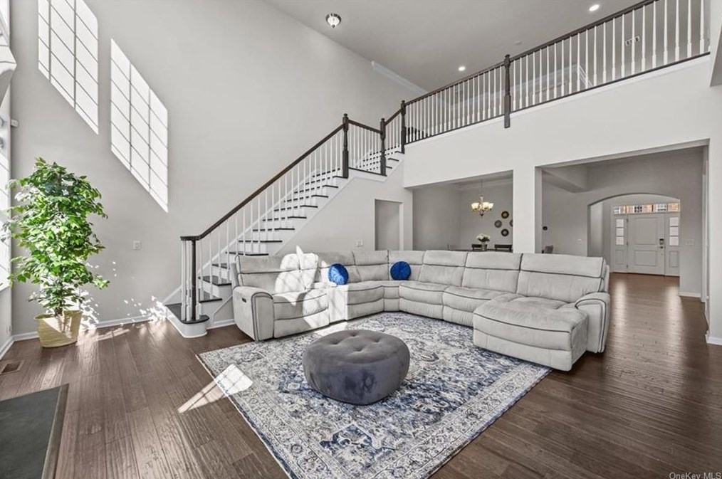 40 Fenton Way, East Fishkill NY  12533-7376 exterior