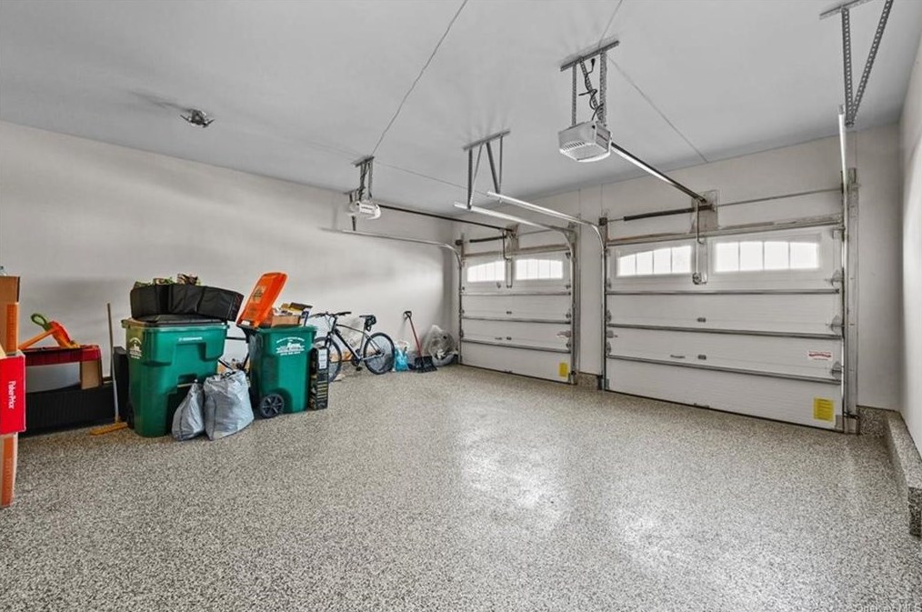 40 Fenton Way, East Fishkill NY  12533-7376 exterior