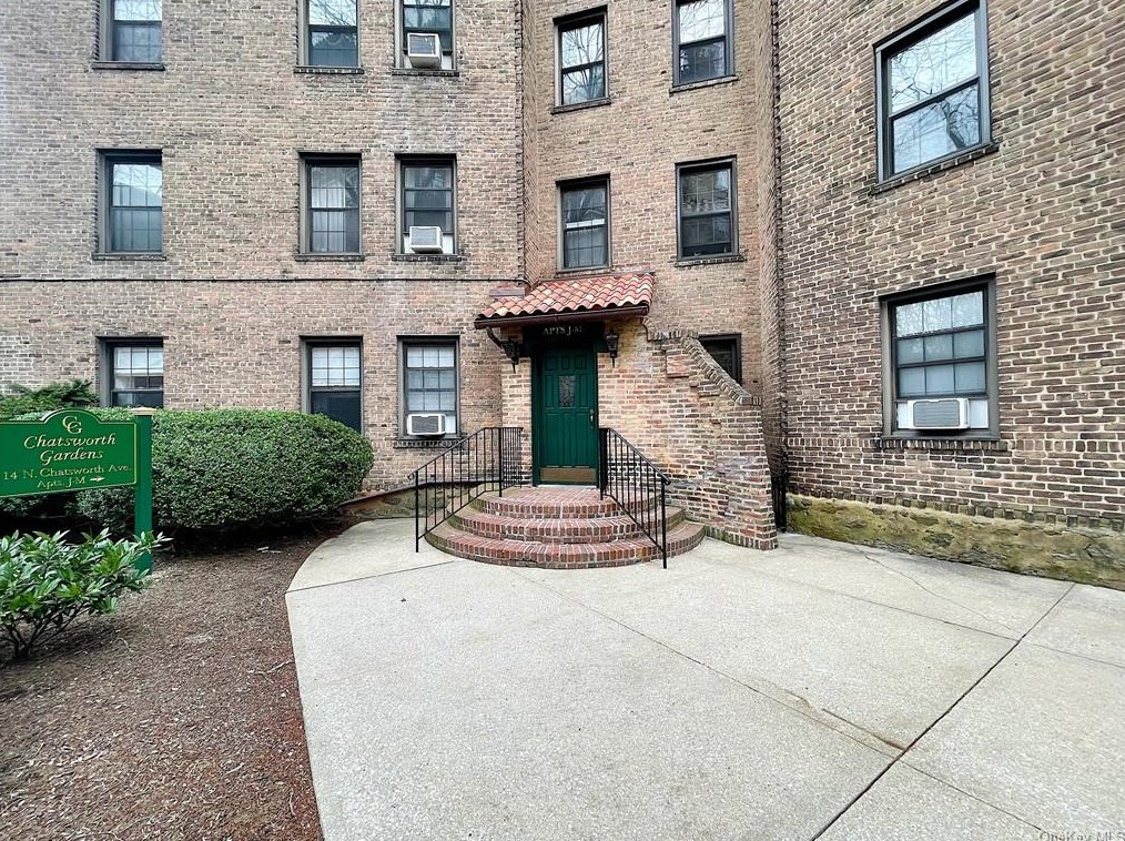 14 N Chatsworth Ave #4k, Larchmont, NY