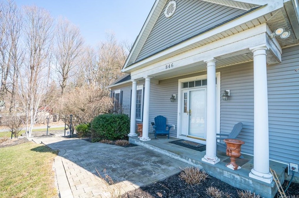 846 Route 216, Poughquag, NY 12570