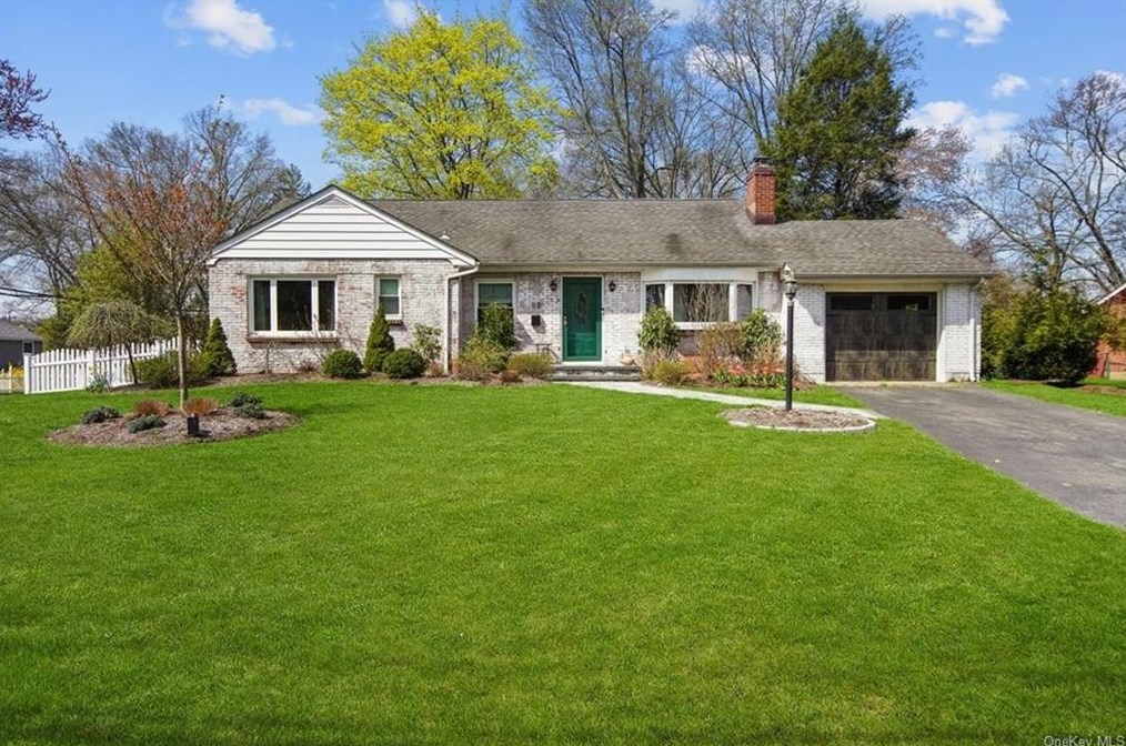 98 Western Hwy, West Nyack, NY 10994