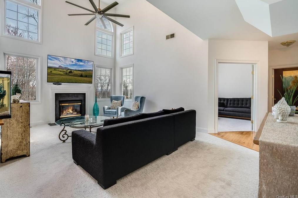 68 Sandy Pines Blvd, East Fishkill NY  12533-8212 exterior