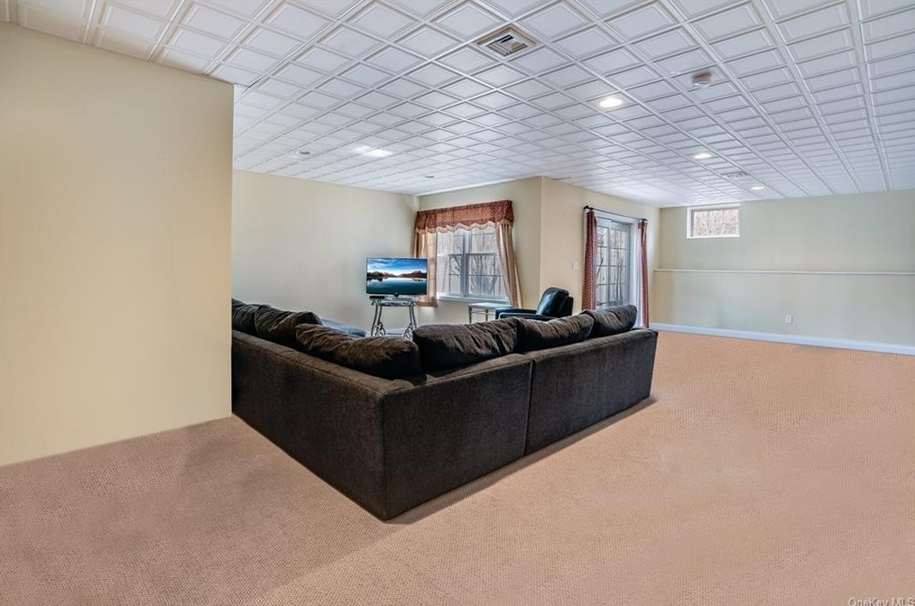 68 Sandy Pines Blvd, East Fishkill NY  12533-8212 exterior