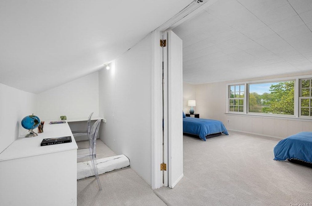 6 Pheasant Run, Larchmont NY  10538-3423 exterior