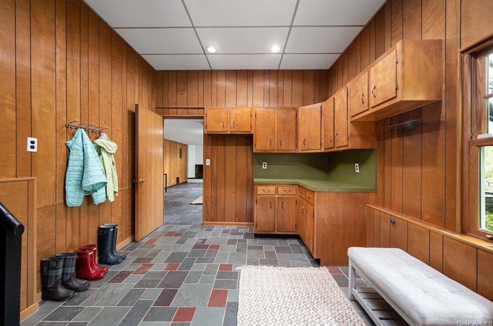 6 Pheasant Run, Larchmont NY  10538-3423 exterior