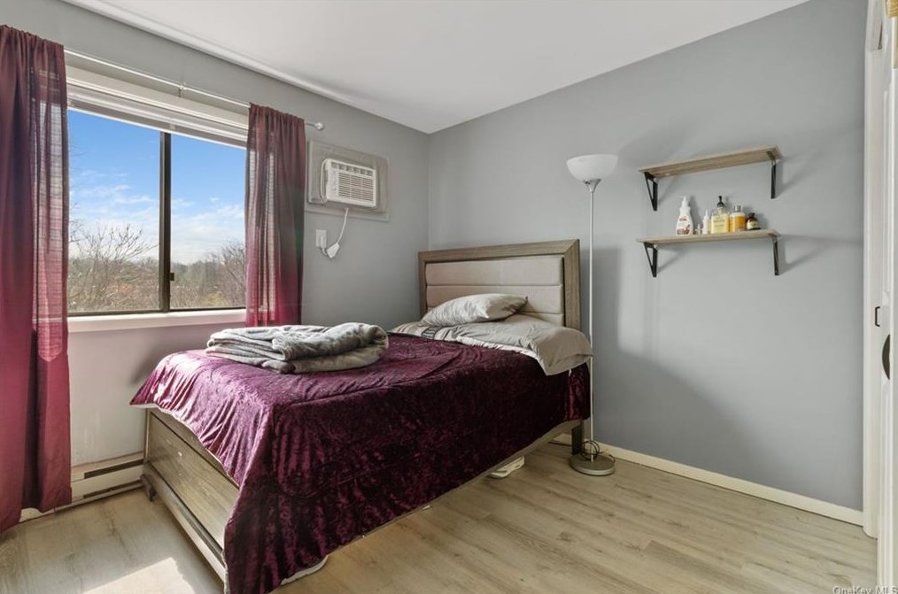 7909 Chelsea Cv, East Fishkill NY  12533-7130 exterior