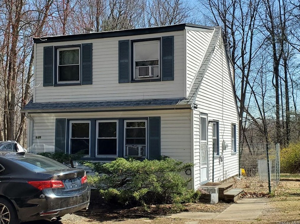 40 Camp Hill Rd, Mount Ivy, NY 10970-3213