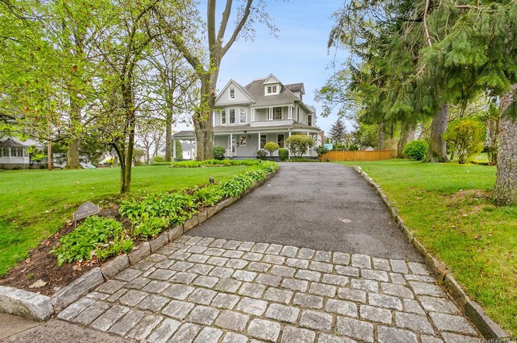 75 Prospect St, White Plains, NY 10606