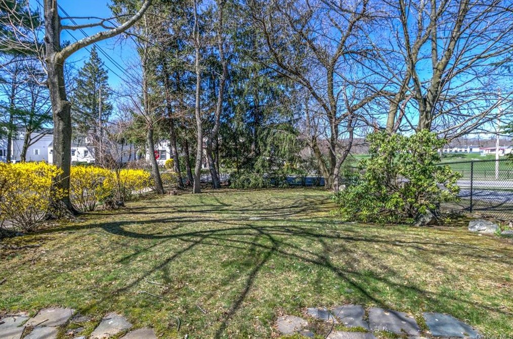 50 Mathews St, Harrison, NY 10528