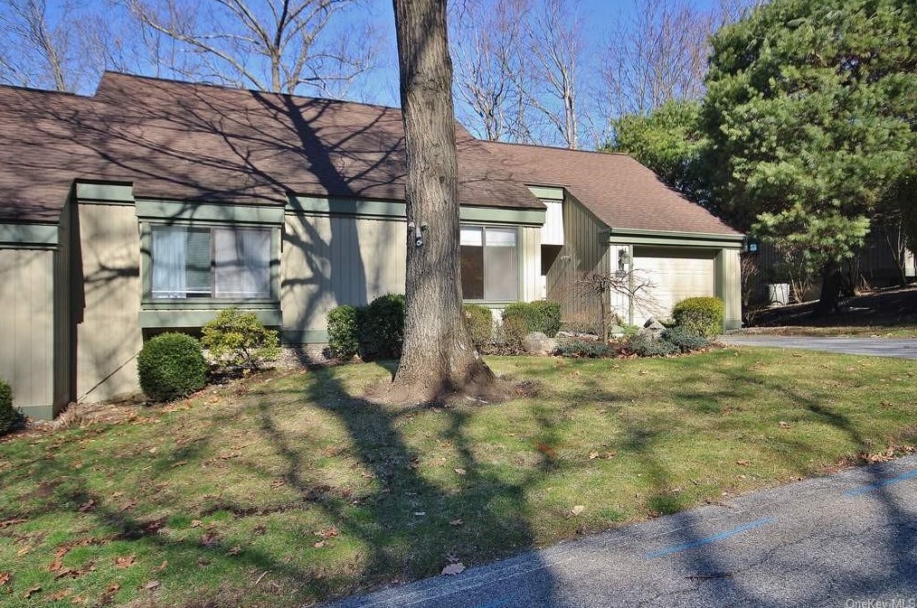 568 Heritage Hills #568d, Somers Town, NY 10589
