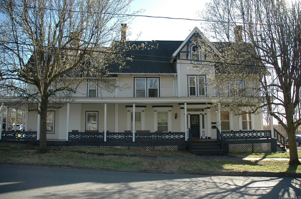 102 Green St, Goshen, NY 10924