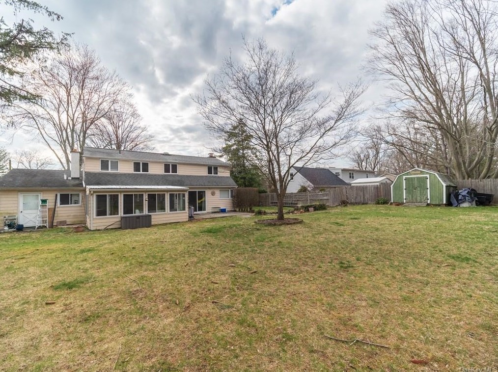 7 Jean Ln, Rye Brook, NY 10573