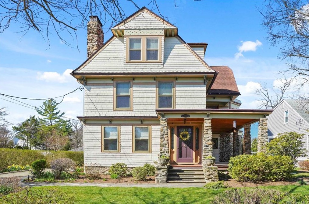 921 Highland Ave, New Rochelle, NY 10803