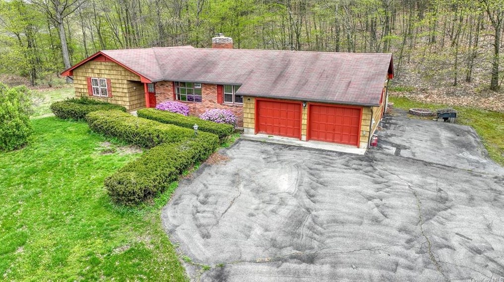 62 Collabar Rd, Montgomery, NY 12549