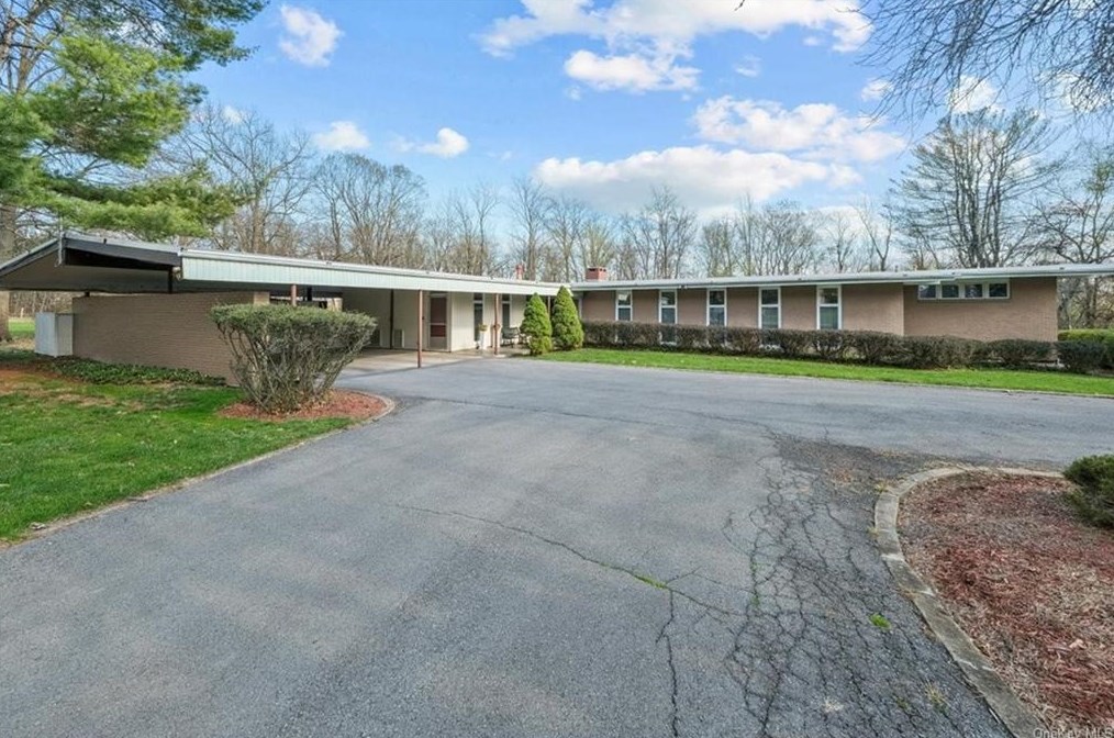 18-20 Randall Heights, Middletown, NY 10940