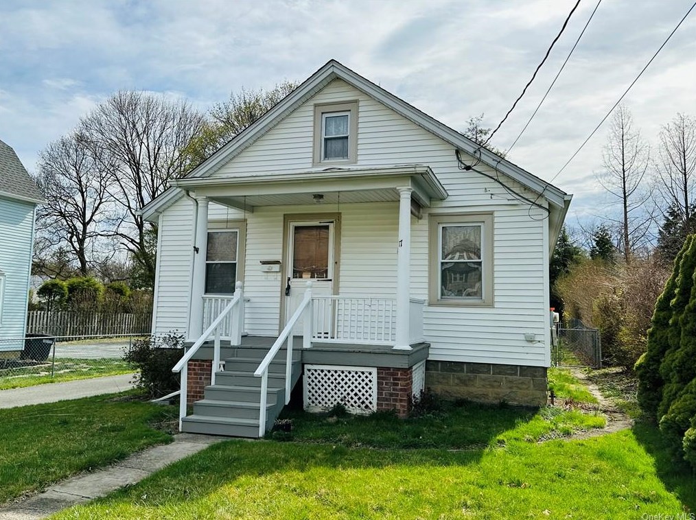 17 Firth St, Cornwall, NY 12518