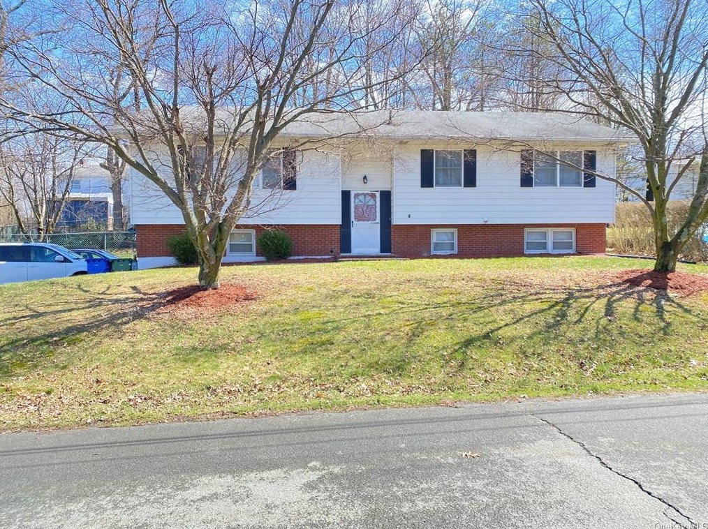 57 Vincent Dr, Middletown, NY 10940
