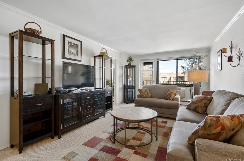 100 E Hartsdale Ave #7be, Hartsdale, NY 10530