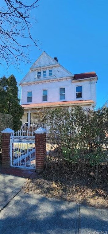 102 6th Ave, Mount Vernon NY  10550-3017 exterior