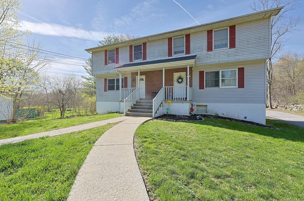 126 Weyants Ln, Newburgh, NY 12550