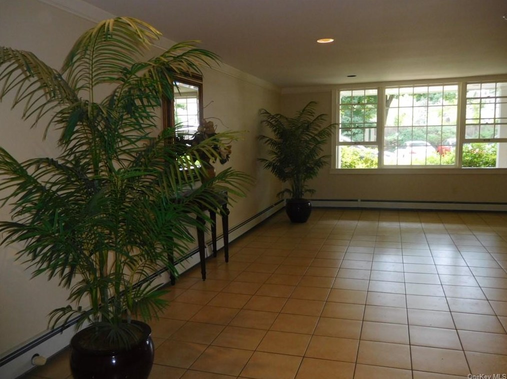 3 Consulate Dr #4-m, Yonkers, NY 10707