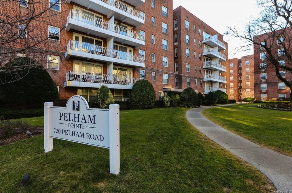 720 Pelham Rd #2a, New Rochelle, NY 10805