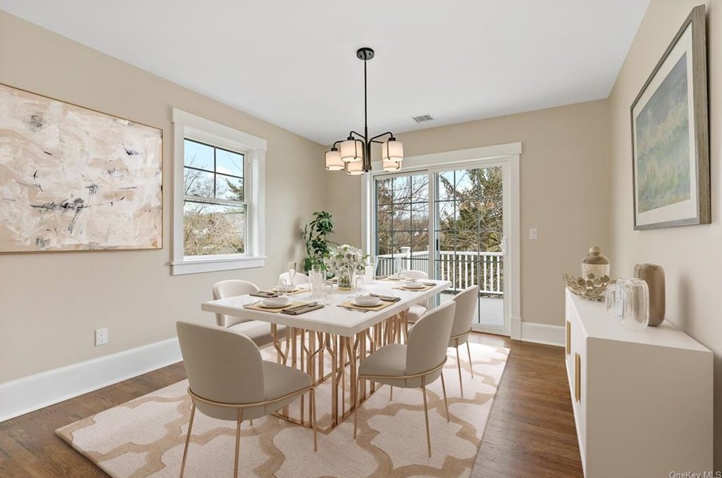 68 Grand St, Croton On Hudson NY  10520-2518 exterior