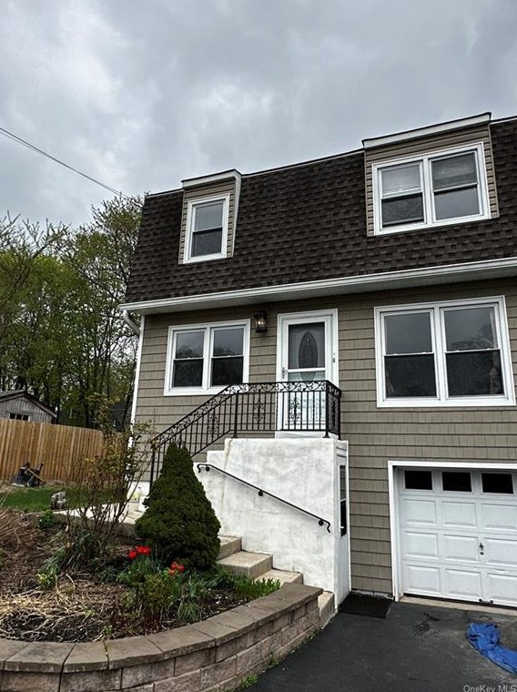 204 N Main St, Chestnut Ridge, NY 10965