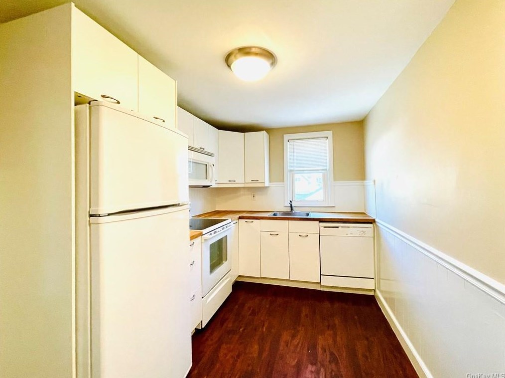 806 Hall St #2, Mamaroneck, NY 10543