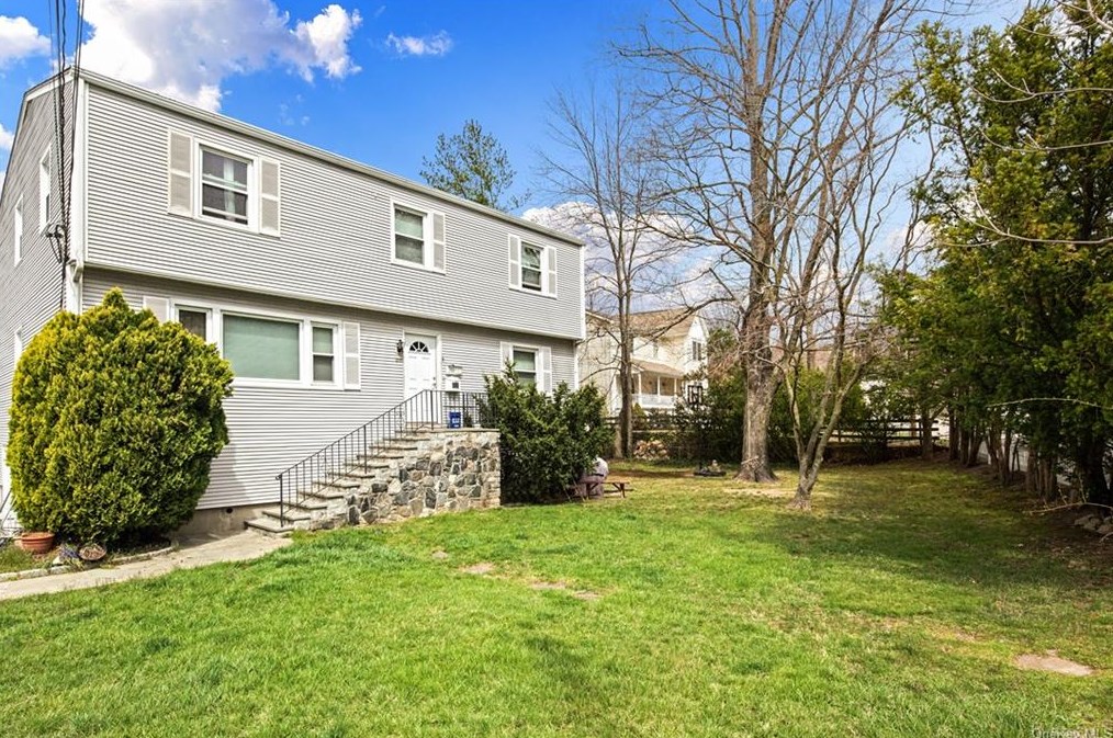 30 Ramapo Rd, Crotonville, NY 10562