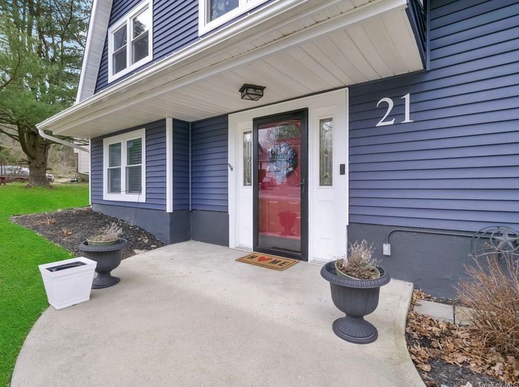 21 Woodview Ave, Cornwall Hud, NY 12520