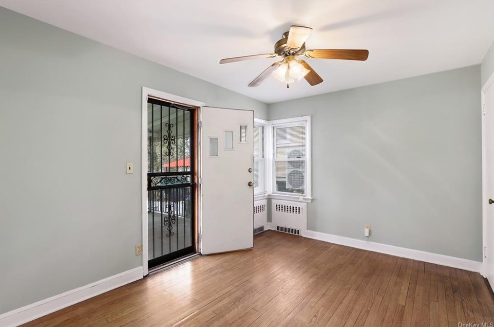 287 Kimball Ave, Yonkers NY  10704-3031 exterior