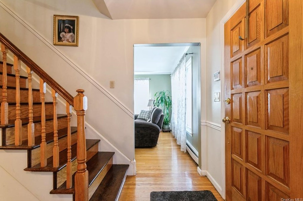 99 Parkway W, Mount Vernon, NY 10552