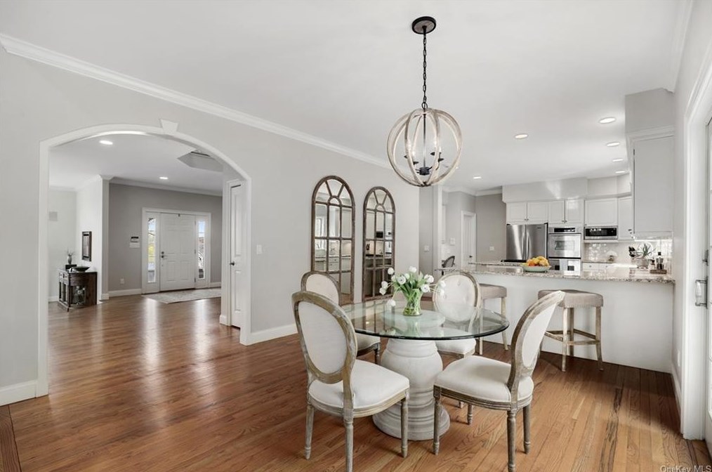 65 Brundige Dr, Goldens Bridge NY  10526-1413 exterior