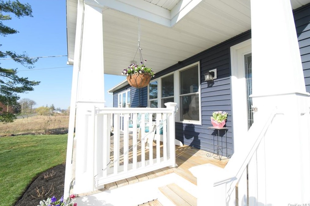 238 Wallkill Rd, Walden, NY 12586-2240