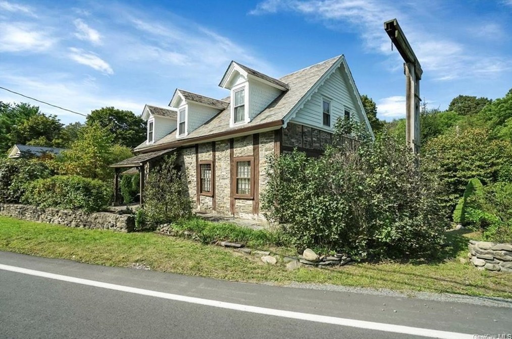 1751 State Route 209, Port Jervis NY  12785-9800 exterior