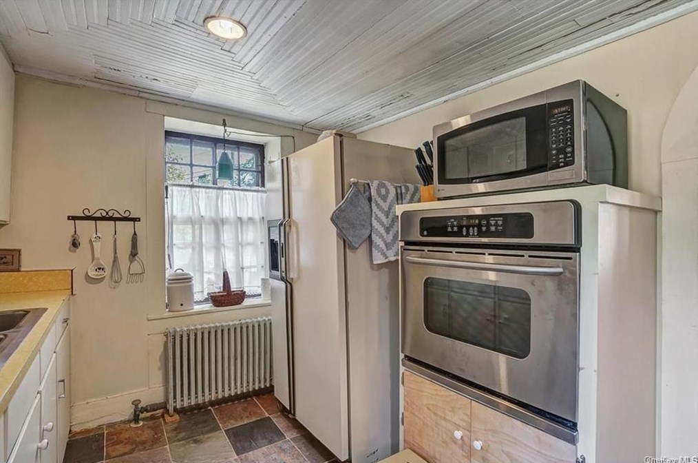 1751 State Route 209, Port Jervis NY  12785-9800 exterior