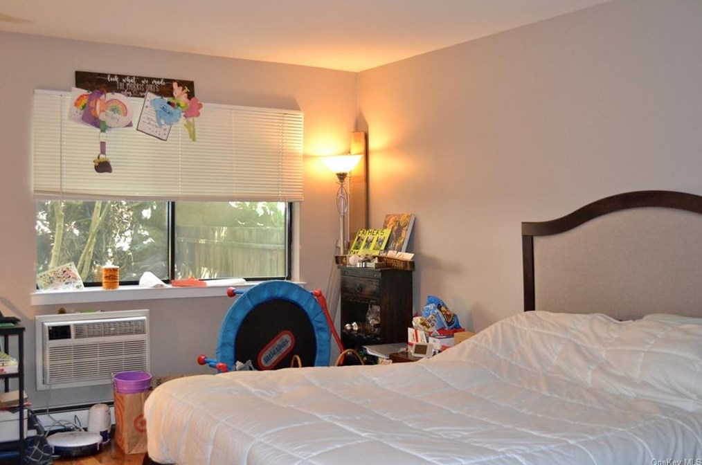 23 Hillside Ter #g, White Plains, NY