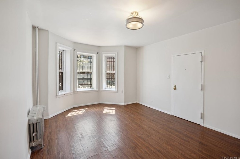 789 Dawson St #1, Bronx, NY 10455