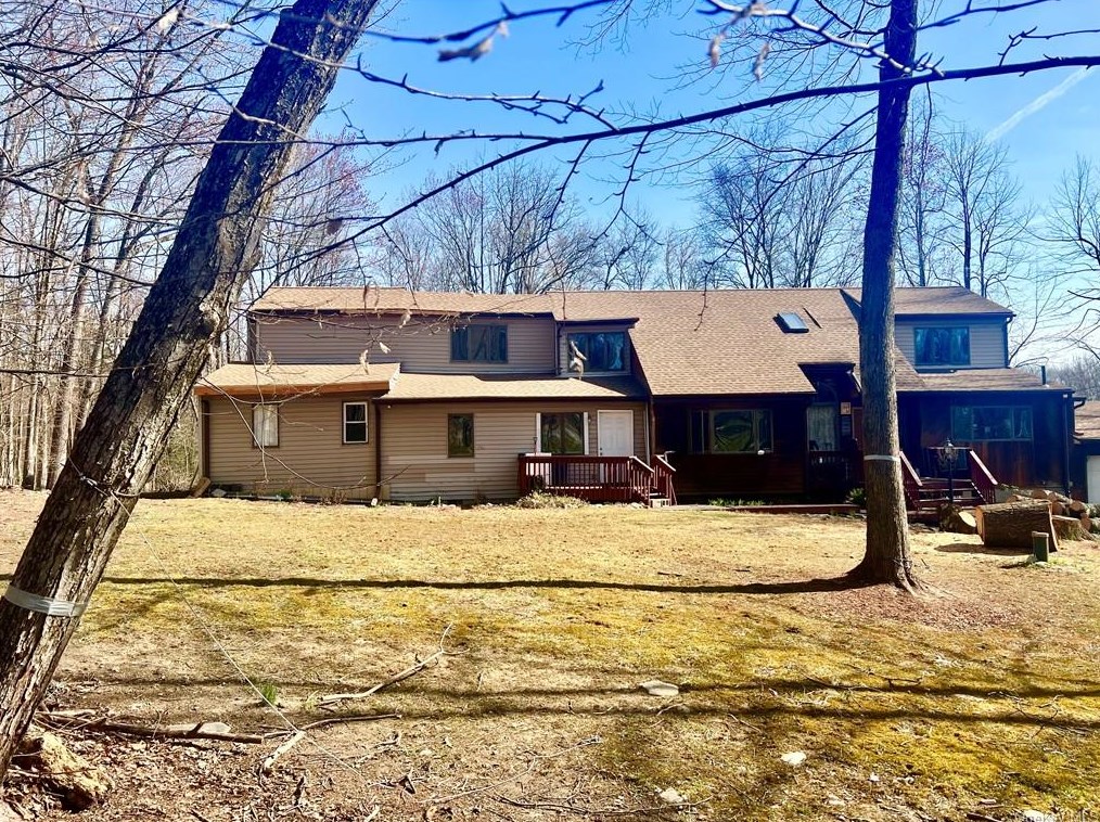 23 Dakota Ct, Bloomingburg, NY 12721
