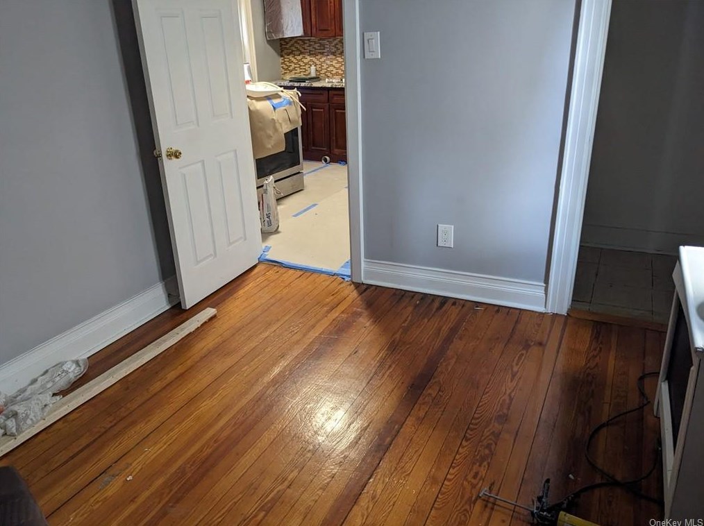 315 Bolton Ave #1, Bronx, NY 10473