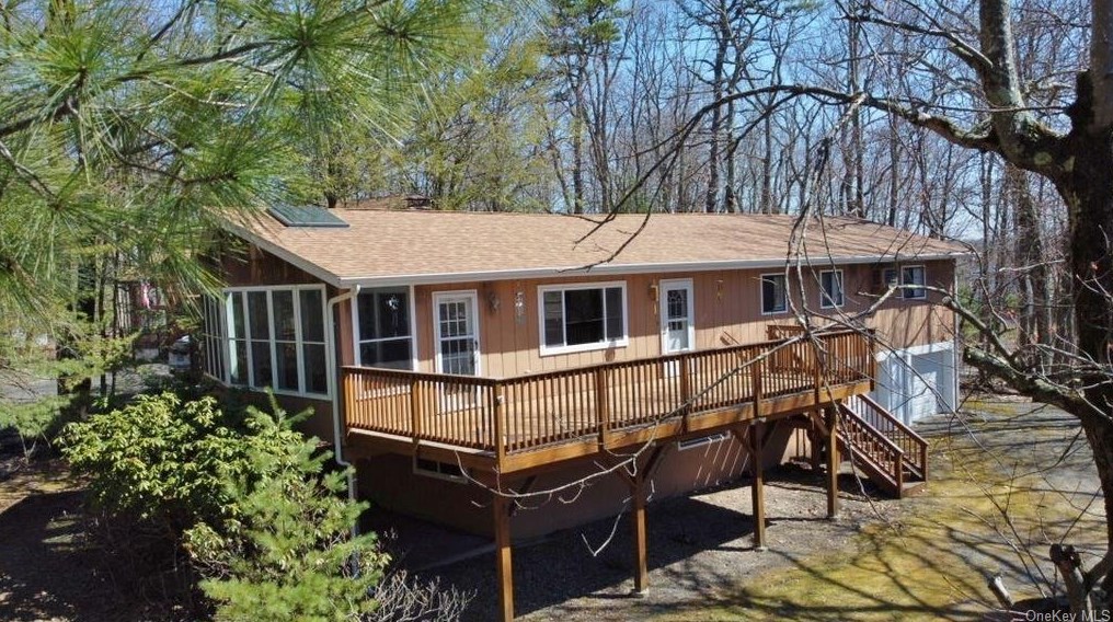 72 Pebble Path, Rock Hill, NY 12775