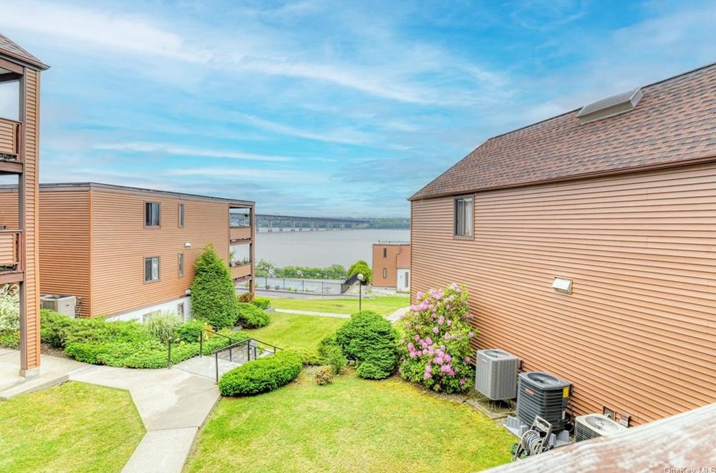 350 N Water St #2-5, Newburgh, NY 12550