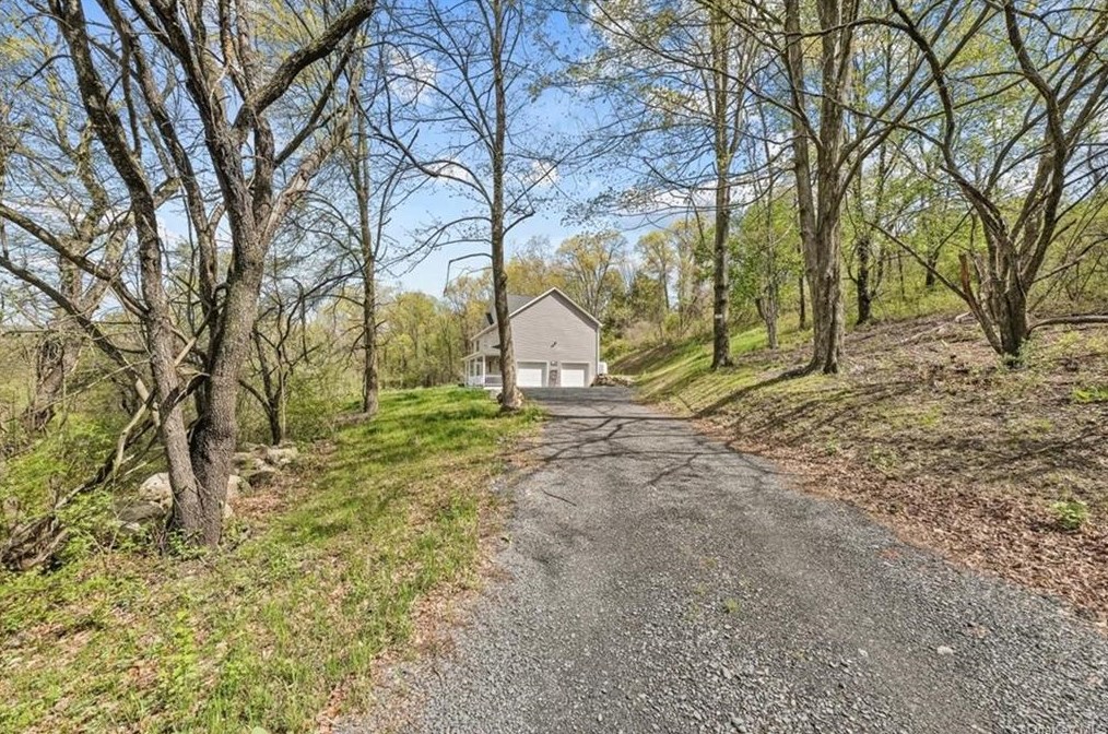 110 N Drury Ln, Newburgh, NY 12550