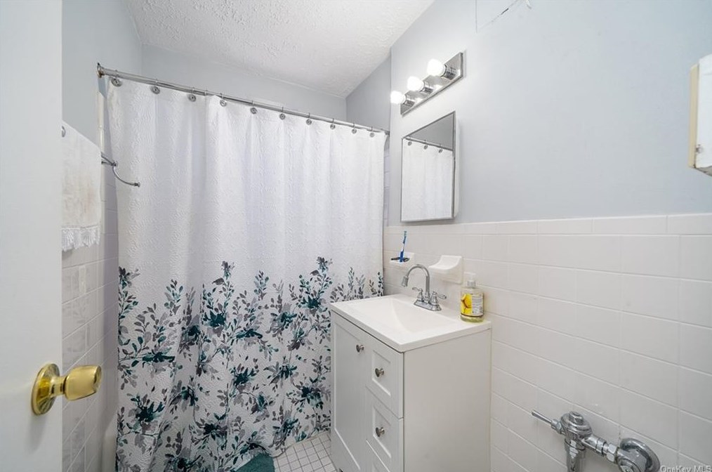 615 Warburton Ave #6l, Yonkers, NY 10701