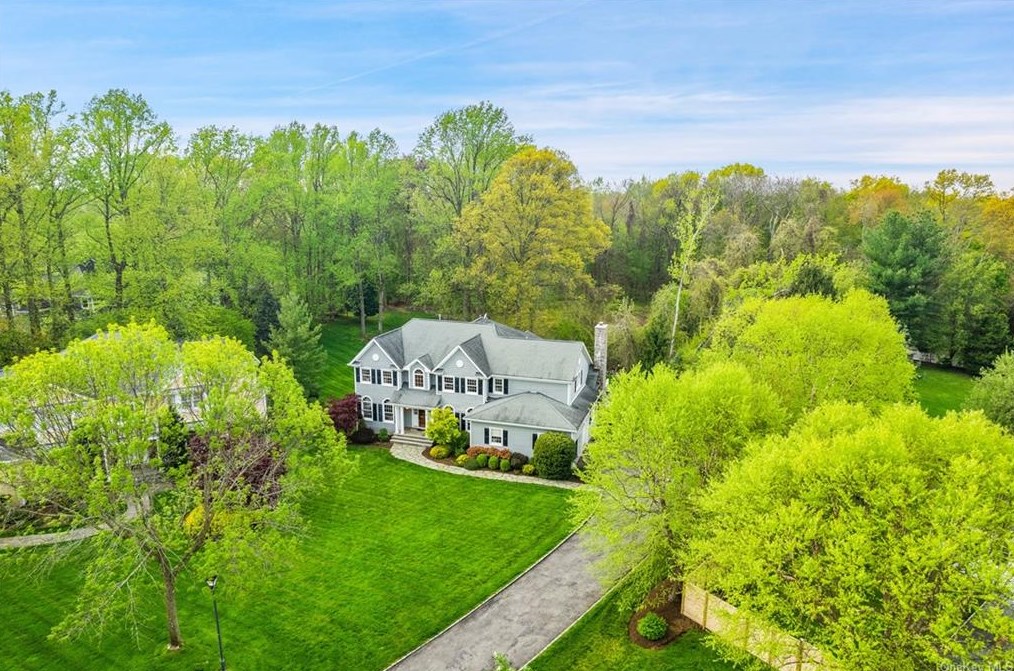 3 Devereux Ct, Rye, NY 10580