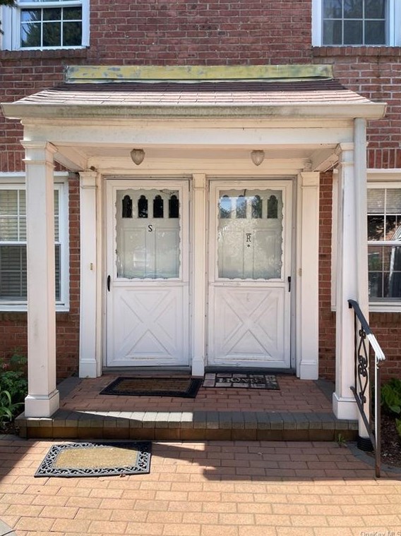 61 Davis Ave #r, White Plains, NY 10605