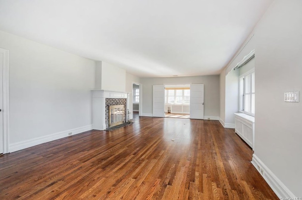 73 Greenridge Ave, White Plains, NY 10605
